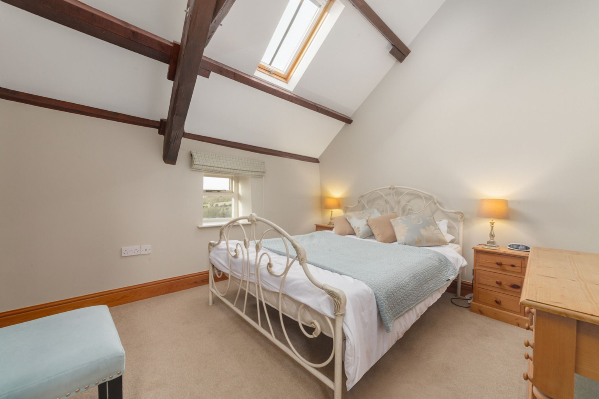 Willow Nook Cottages Bedroom